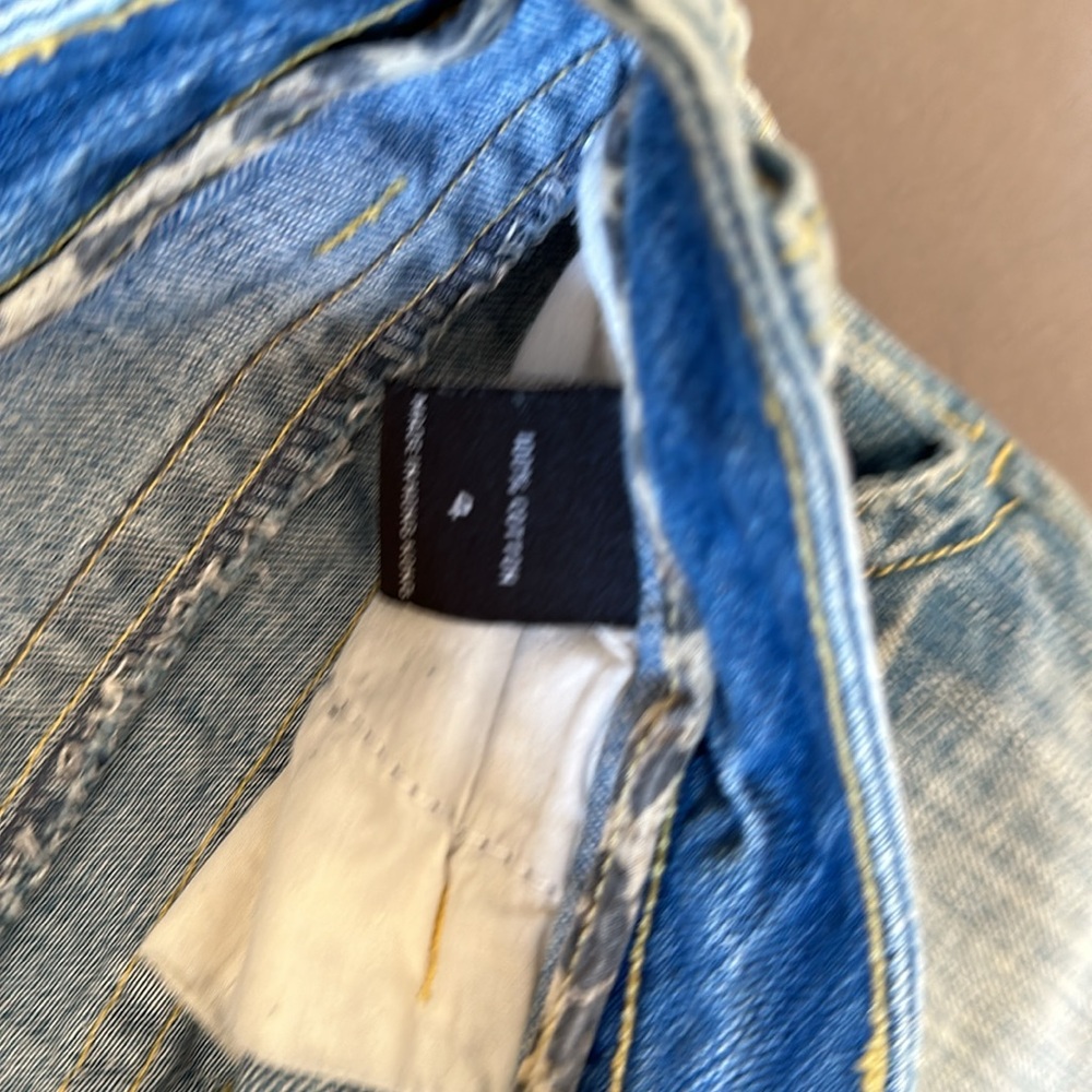 Y2K London Jean denim skirt front and back pockets size 4 light blue wash. - Picture 3 of 7